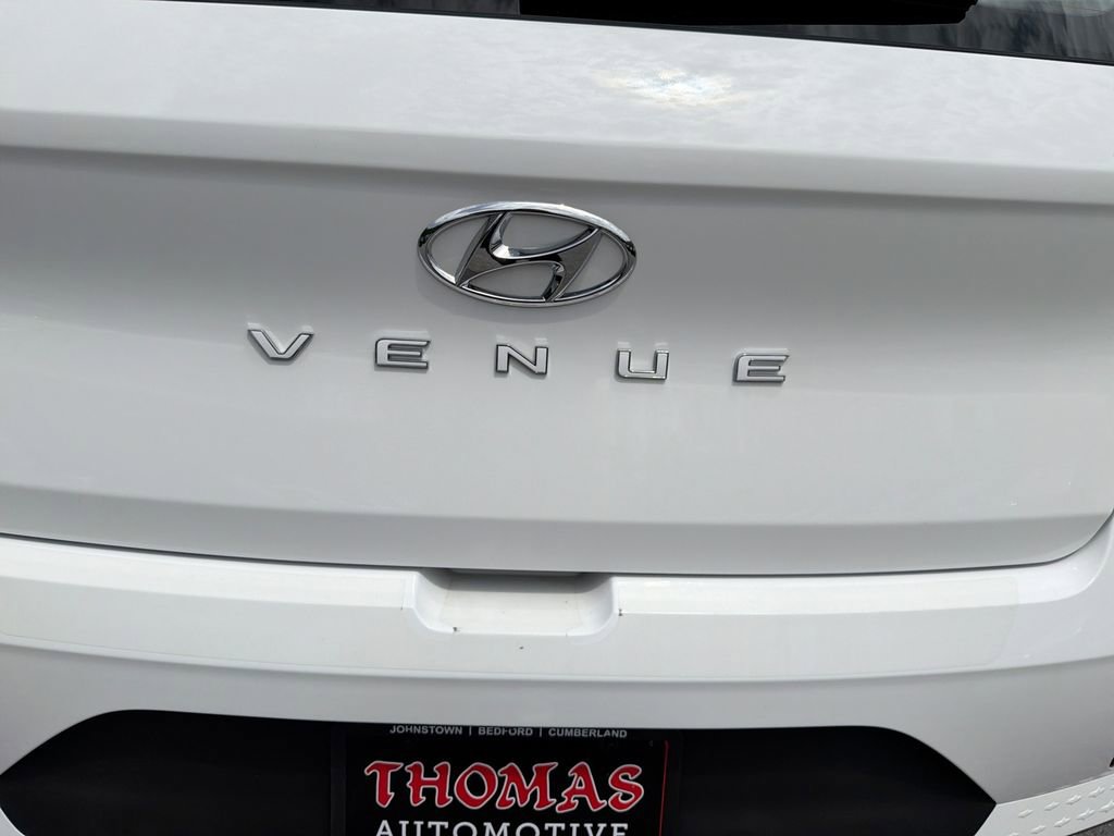 Certified 2026 Hyundai Venue SEL FWD image 33