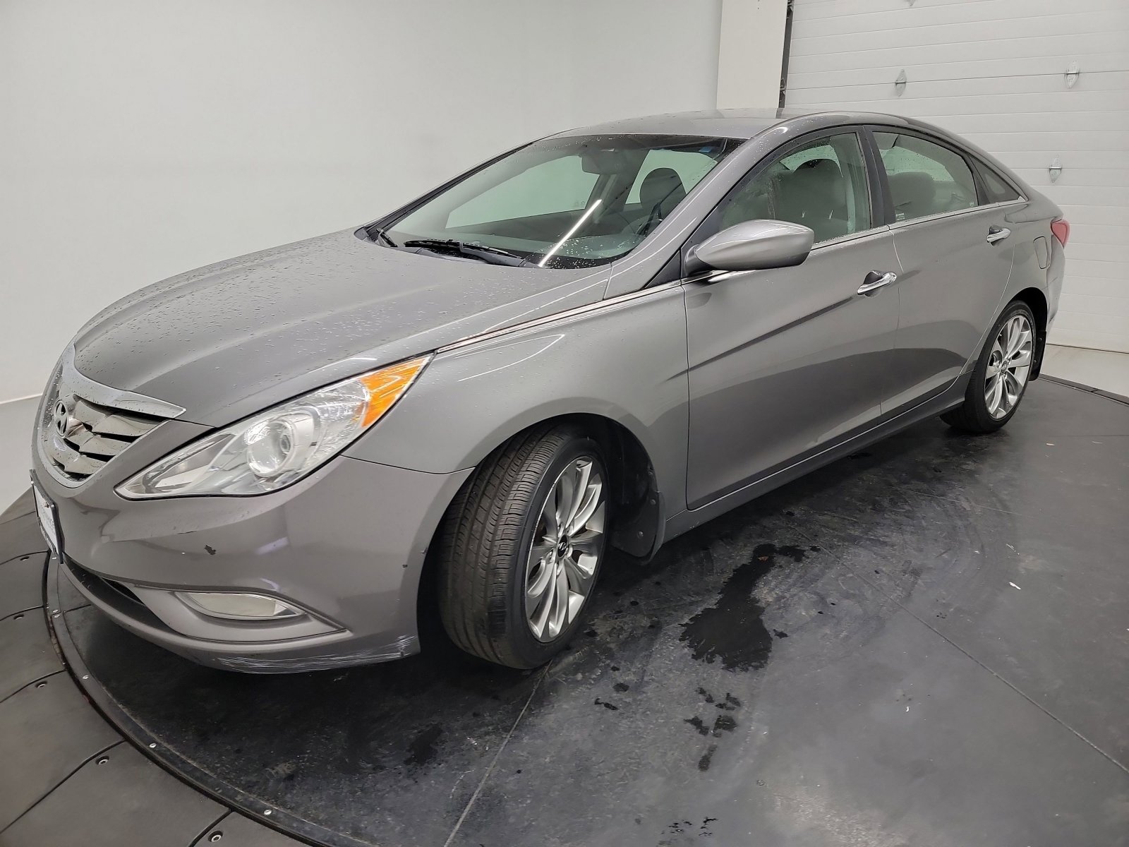 Used 2013 Hyundai Sonata SE FWD image 3