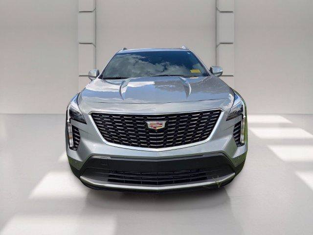 Certified 2023 Cadillac XT4 Premium Luxury w/ Enhanced Visibility Package FWD image 2