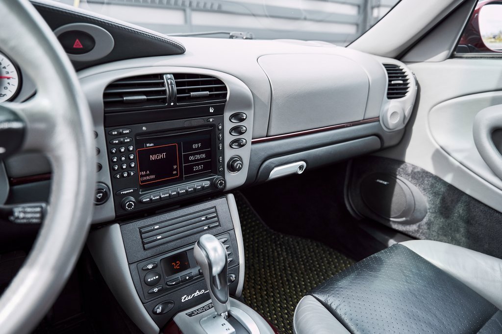 Used 2005 Porsche 911 Turbo image 63