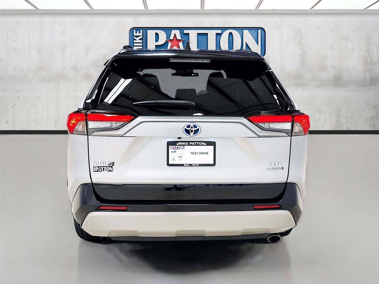 Used 2023 Toyota RAV4 XSE w/ XSE Grade Weather Package image 6