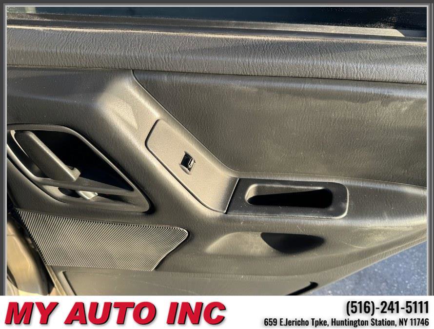 Used 2004 Jeep Grand Cherokee Laredo w/ Convenience Group image 28