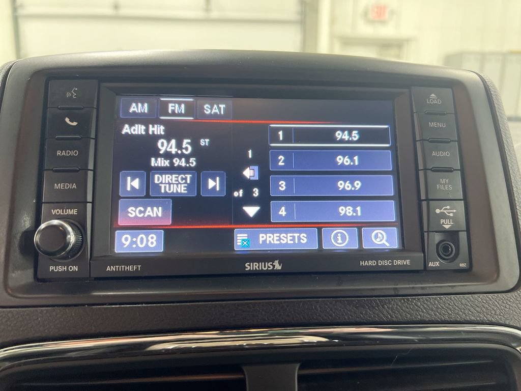 Used 2019 Dodge Grand Caravan SXT FWD image 14