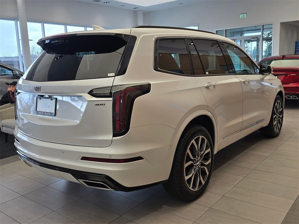 New 2025 Cadillac XT6 Sport w/ Technology Package image 5