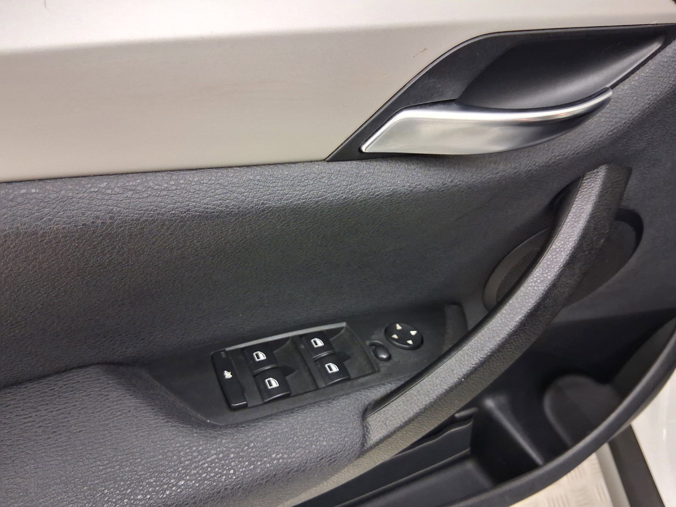 Used 2013 BMW X1 xDrive28i AWD/4WD image 12