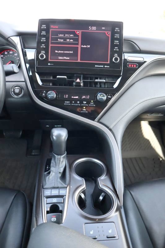 Used 2021 Toyota Camry XSE image 29