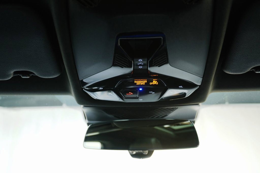 Certified 2025 BMW 228i xDrive w/ Premium Package image 17