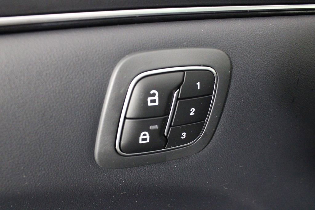 Used 2023 Ford Mustang Mach-E Premium image 17