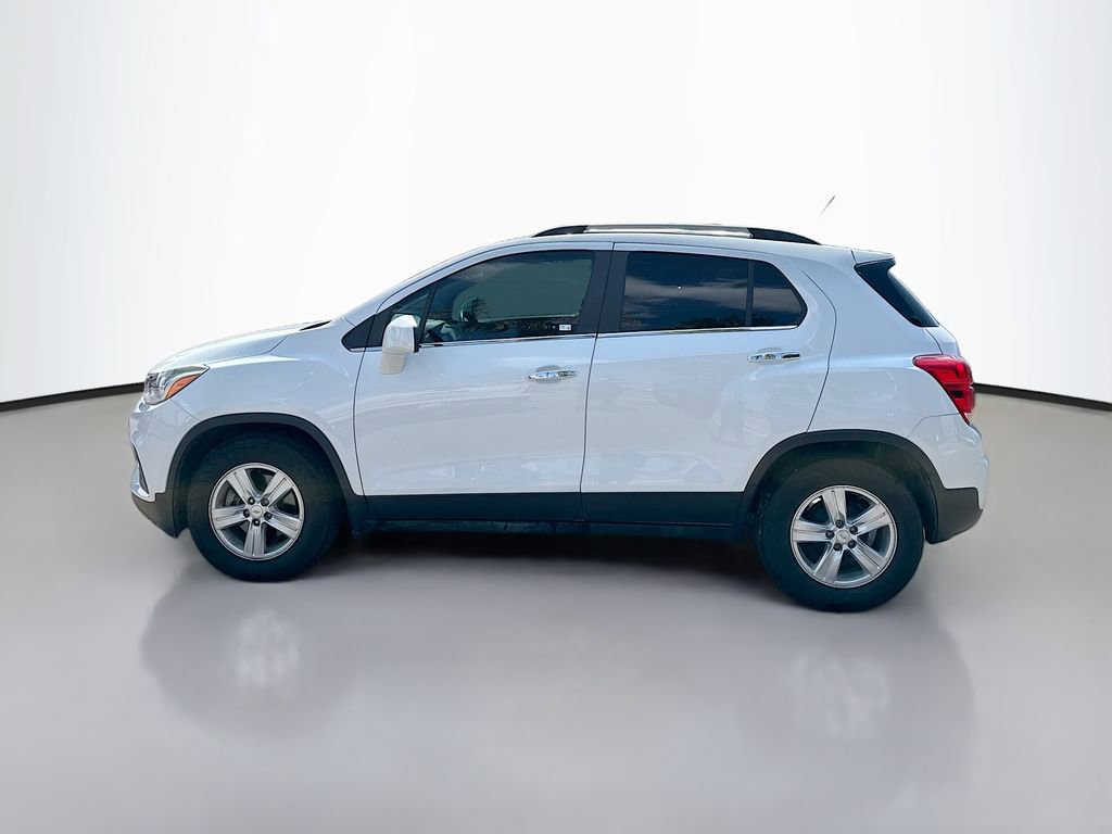 Used 2020 Chevrolet Trax LT w/ Driver Confidence Package FWD image 4