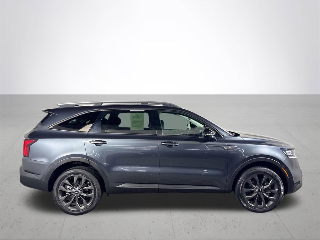 Used 2023 Kia Sorento SX Prestige image 5