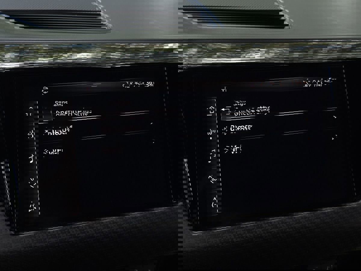 Used 2022 Audi RS e-tron GT w/ Carbon Performance Package image 60