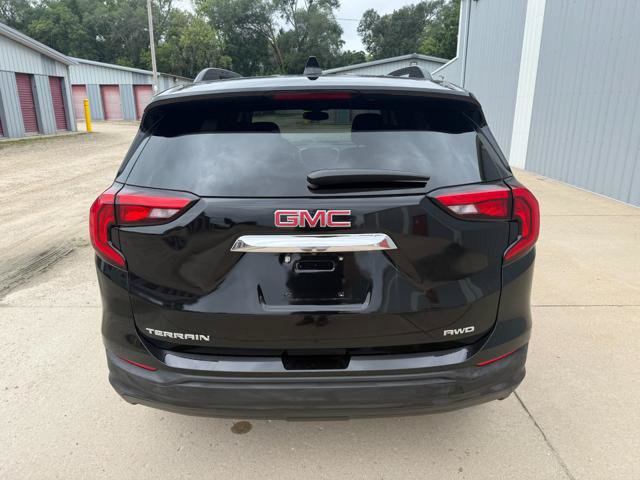 Used 2019 GMC Terrain SLE w/ Driver Convenience Package AWD/4WD image 10