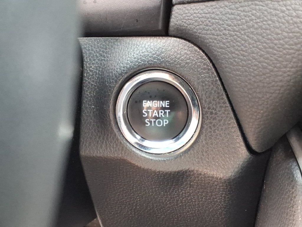 Certified 2025 Toyota RAV4 XLE Premium AWD/4WD image 9