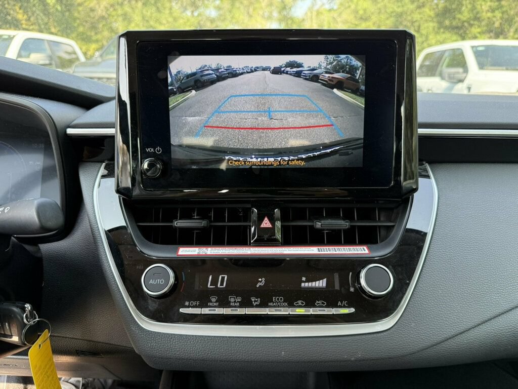 Used 2026 Toyota Corolla LE FWD image 7