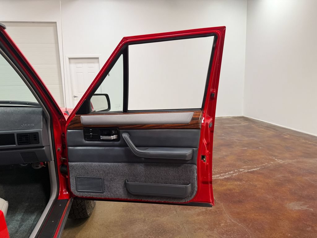 Used 1994 Jeep Cherokee Country AWD/4WD image 59