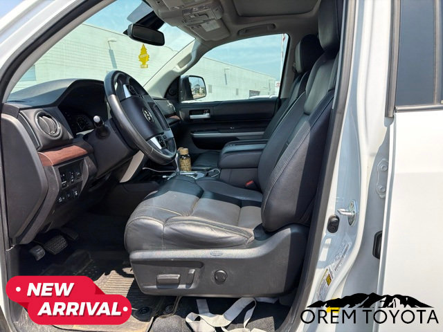 Used 2021 Toyota Tundra Limited w/ Limited Premium Package AWD/4WD image 5