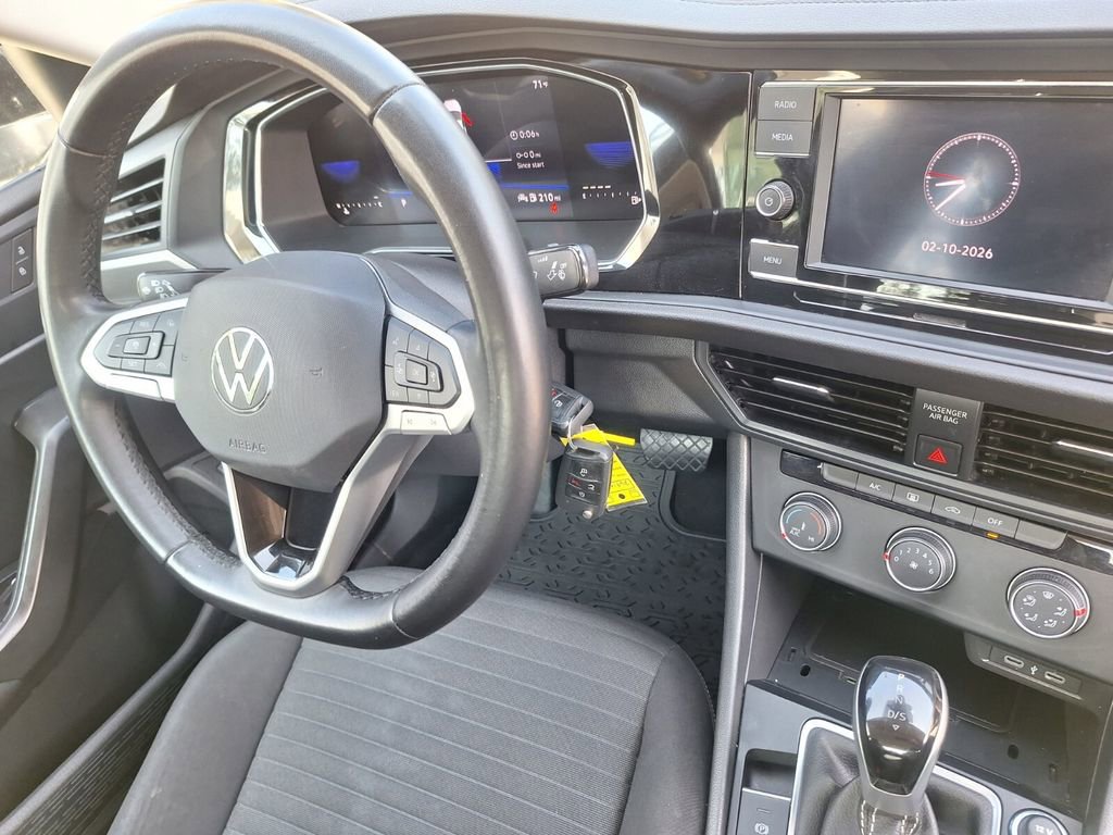 Used 2024 Volkswagen Jetta S image 29