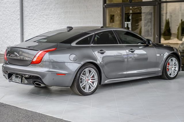 Used 2019 Jaguar XJ R-Sport image 9