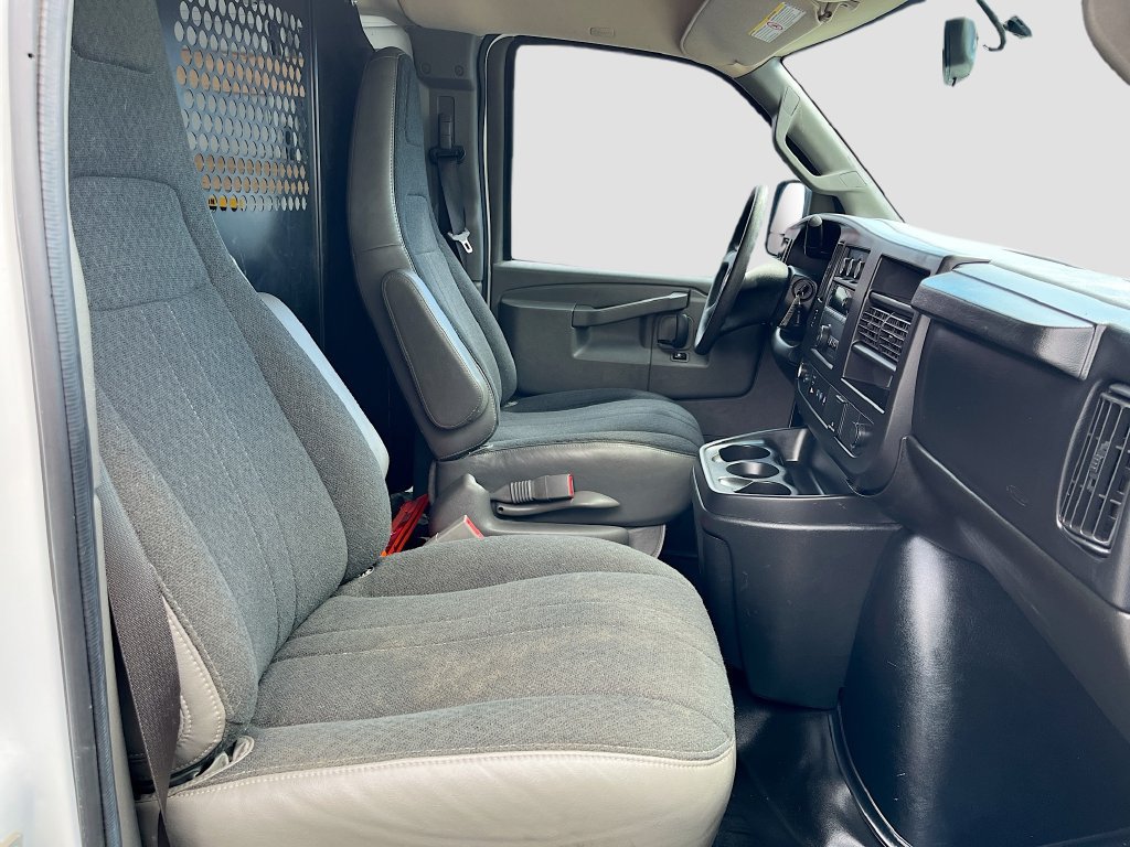Used 2023 Chevrolet Express 2500 w/ Driver Convenience Package RWD image 21