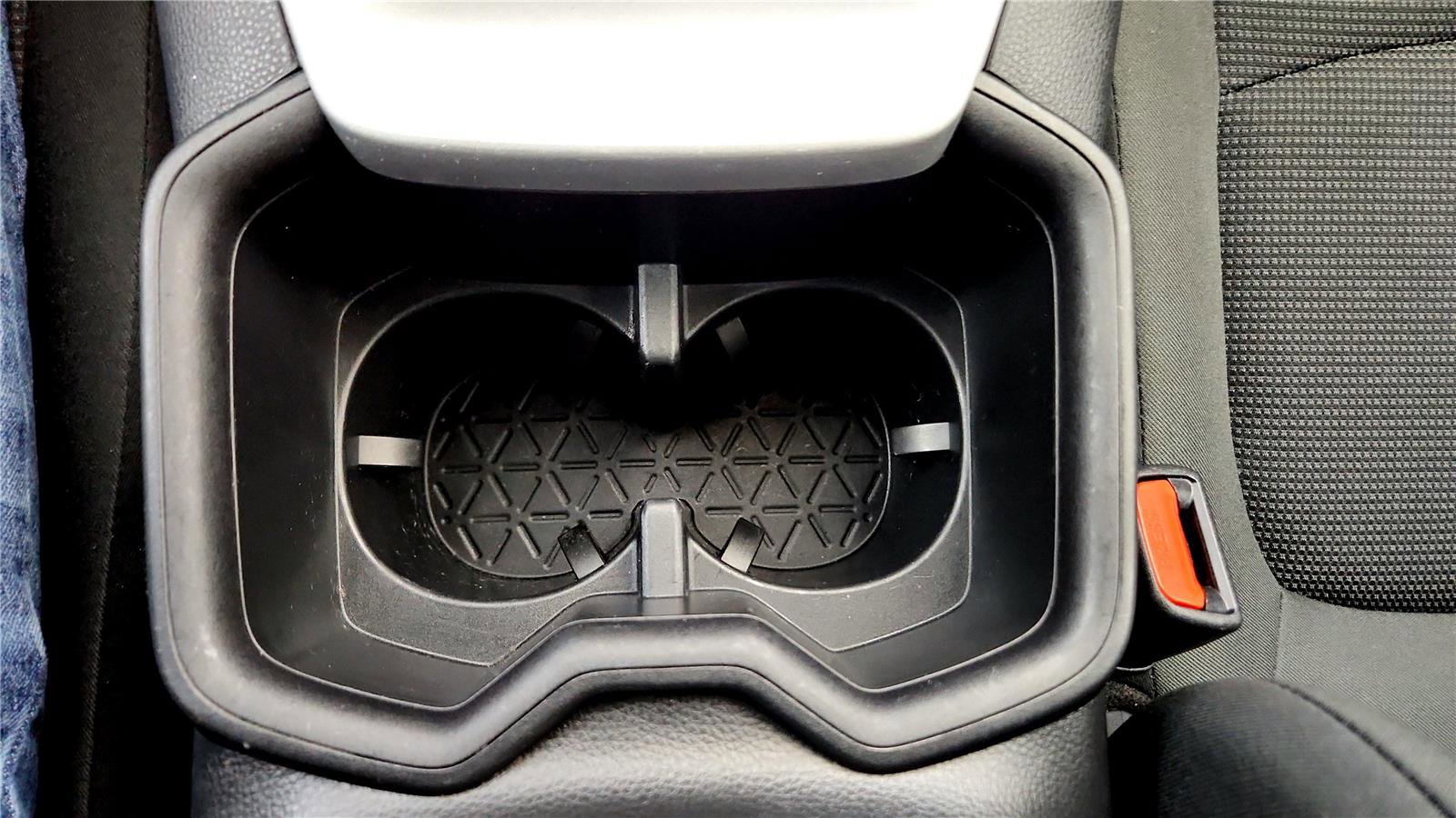 Used 2024 Toyota RAV4 LE image 33