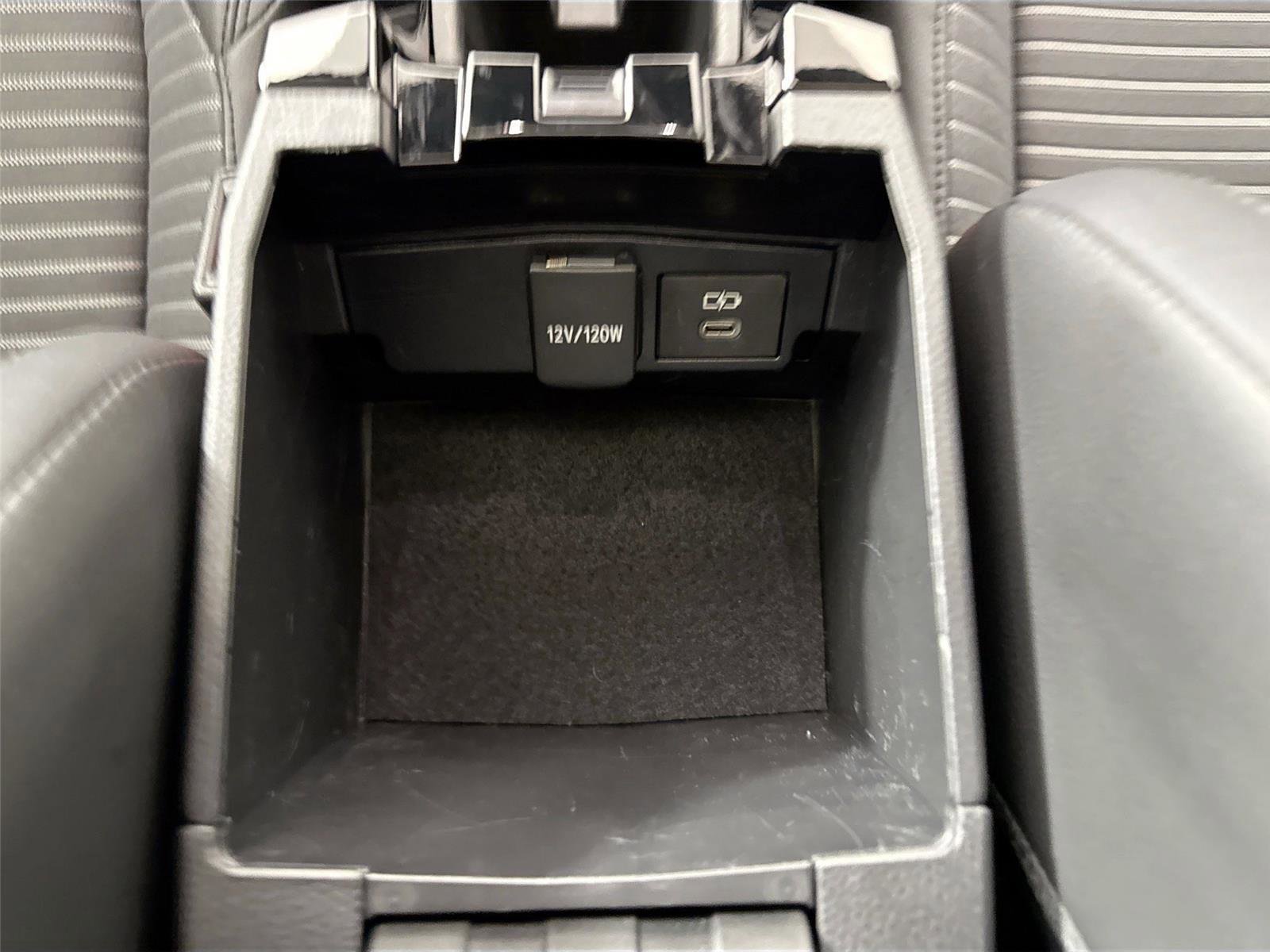 Used 2024 Toyota Corolla Cross XSE w/ Convenience Package image 50