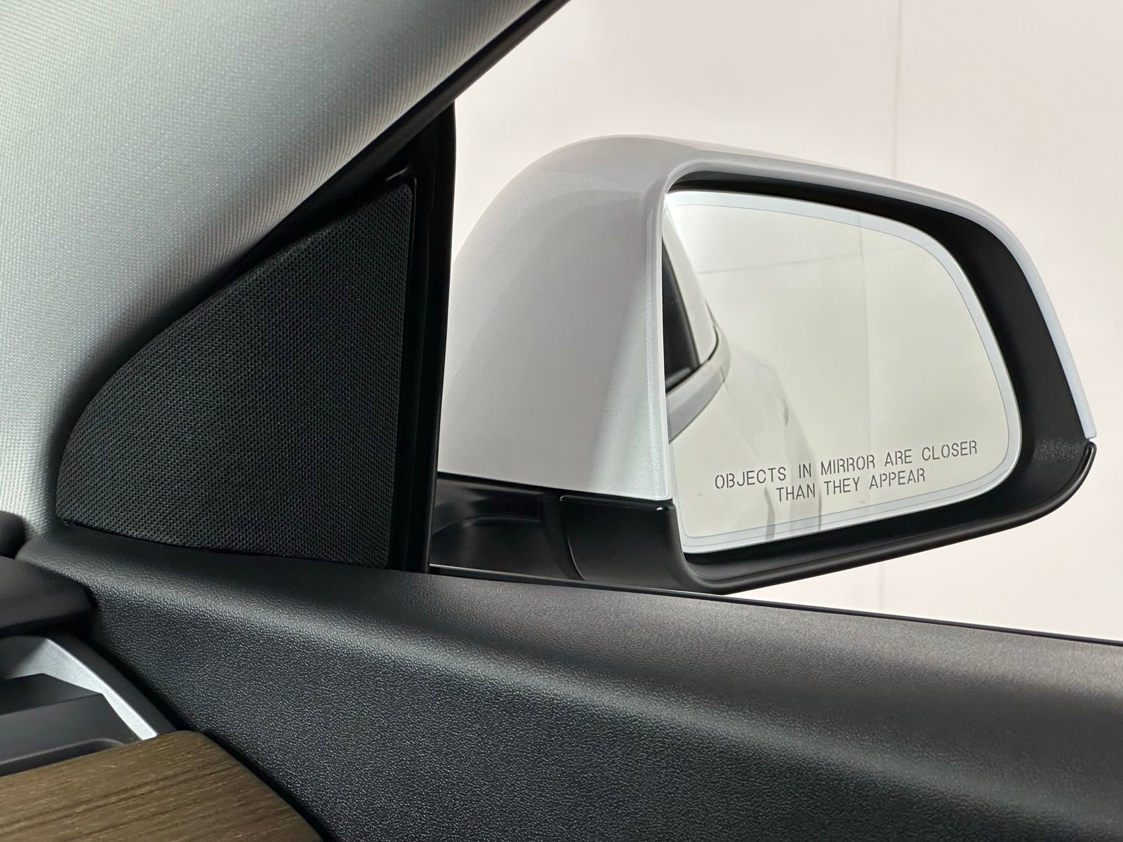 Used 2021 Tesla Model Y Long Range image 23