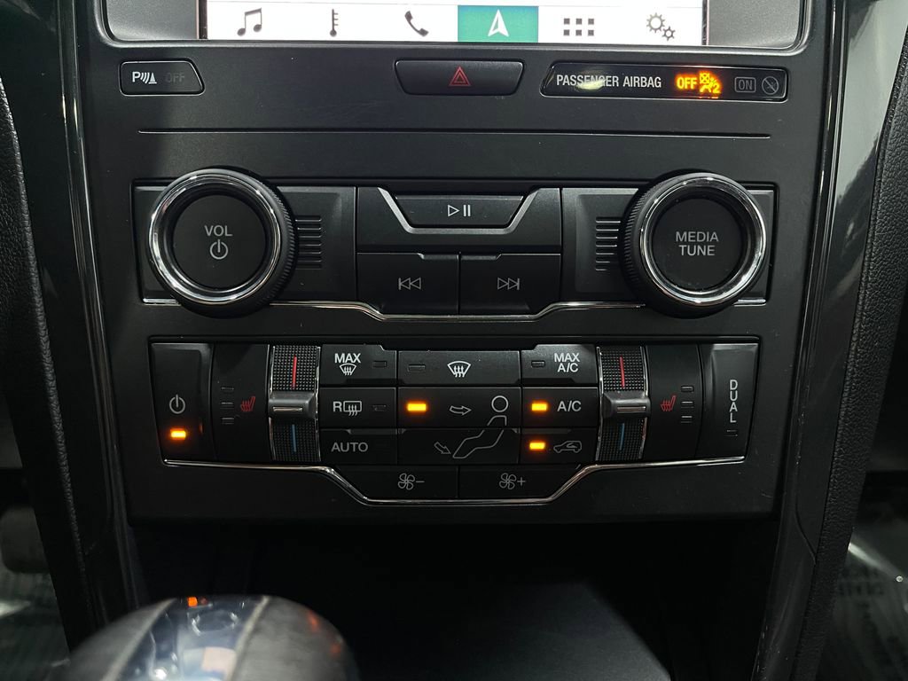 Used 2019 Ford Explorer XLT w/ Equipment Group 202A image 26