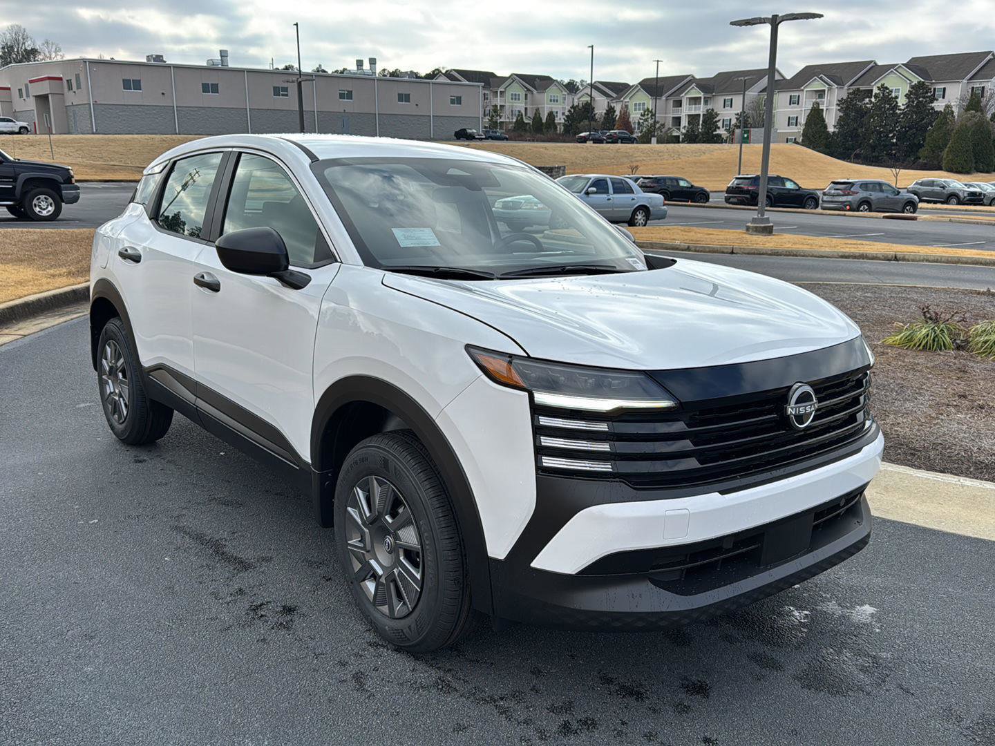 New 2026 Nissan Kicks S image 6