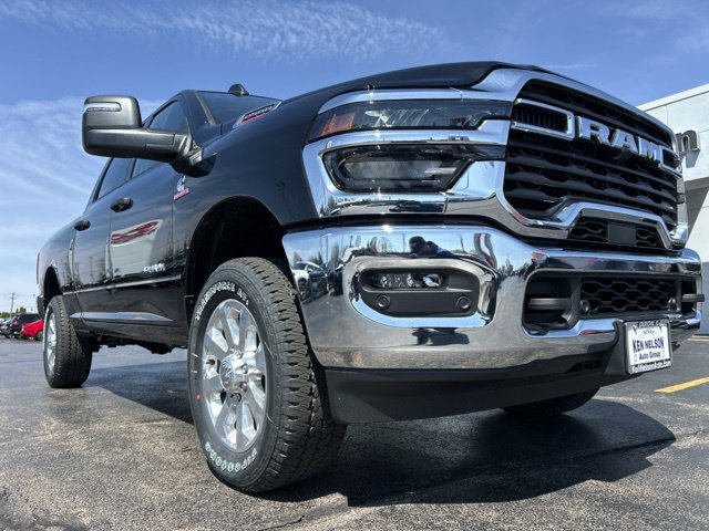 New 2026 RAM 2500 Big Horn AWD/4WD image 5