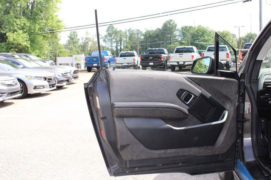 Used 2016 BMW i3 w/ Range Extender RWD image 12