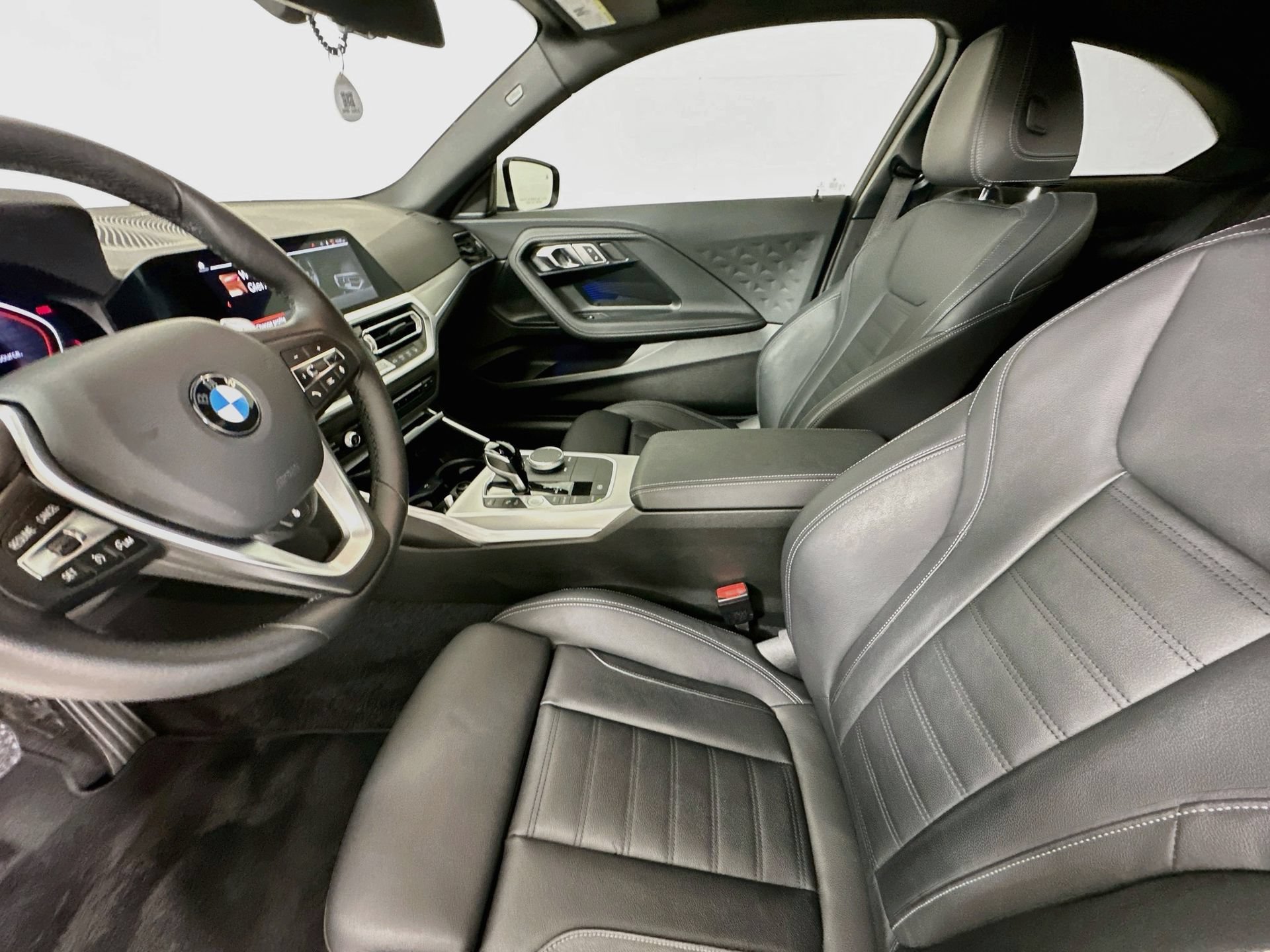 Used 2022 BMW 230i Coupe w/ Premium Package 2 RWD image 22