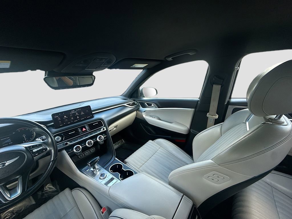 Used 2022 Genesis G70 3.3T image 23