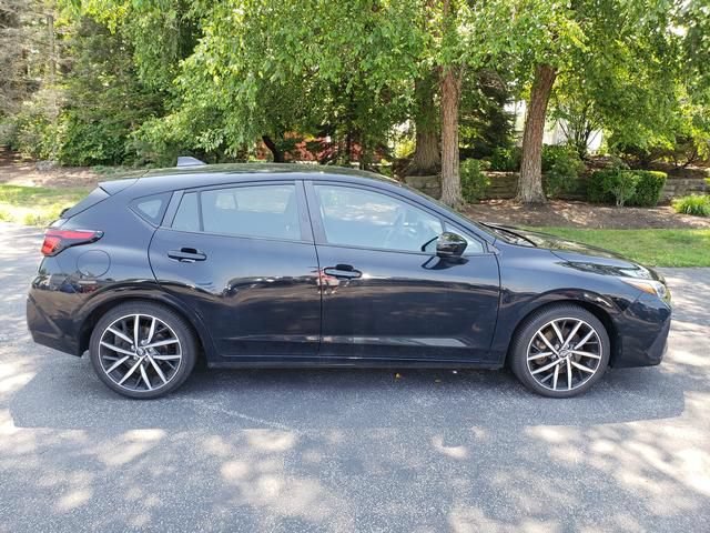 Used 2024 Subaru Impreza 2.0i Sport AWD/4WD image 2