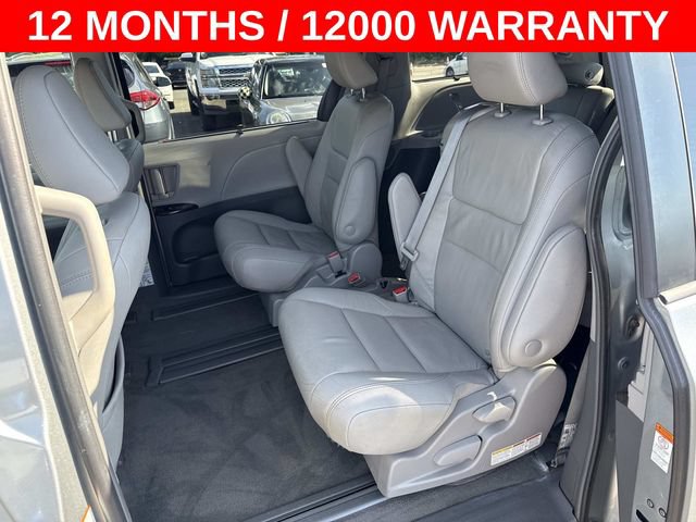 Used 2019 Toyota Sienna XLE FWD image 14