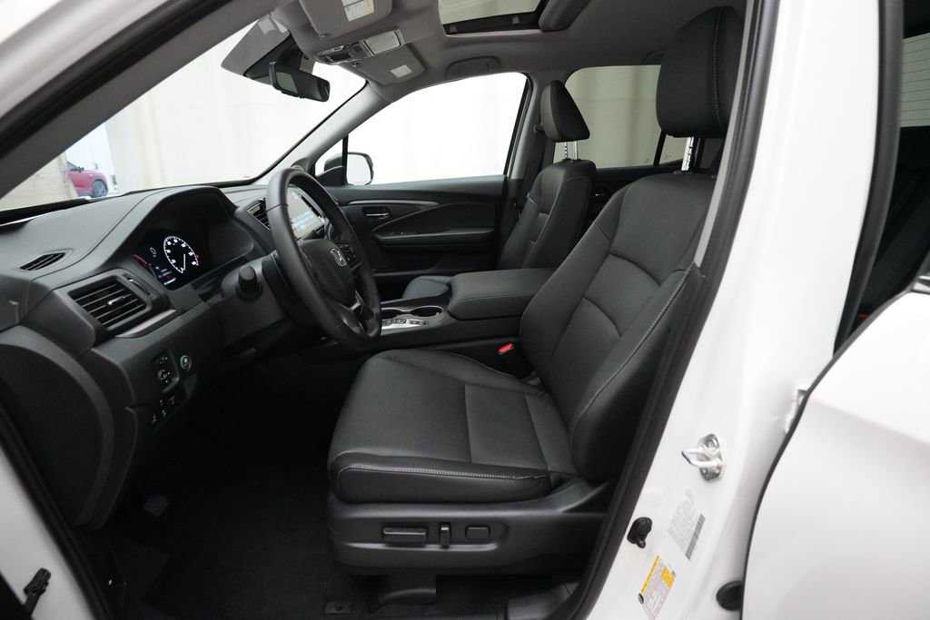 Certified 2025 Honda Ridgeline RTL+ image 7