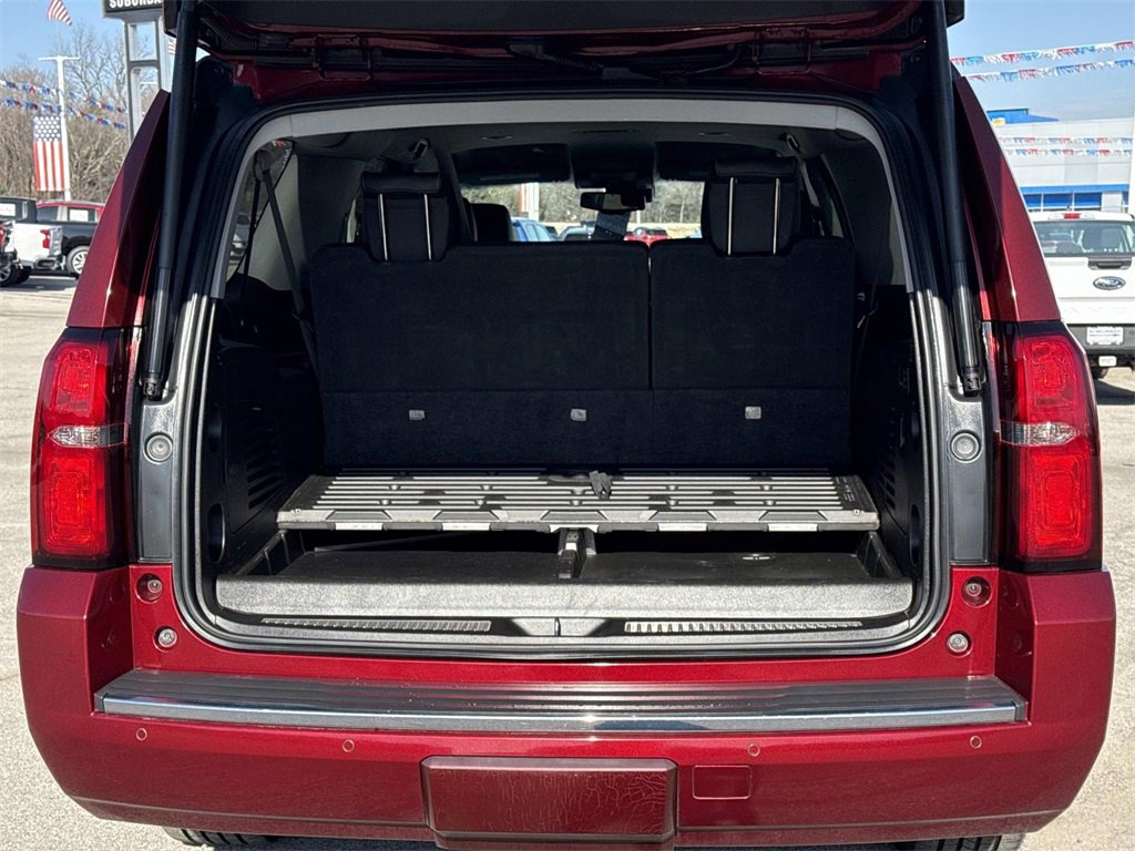 Used 2017 Chevrolet Suburban Premier image 6