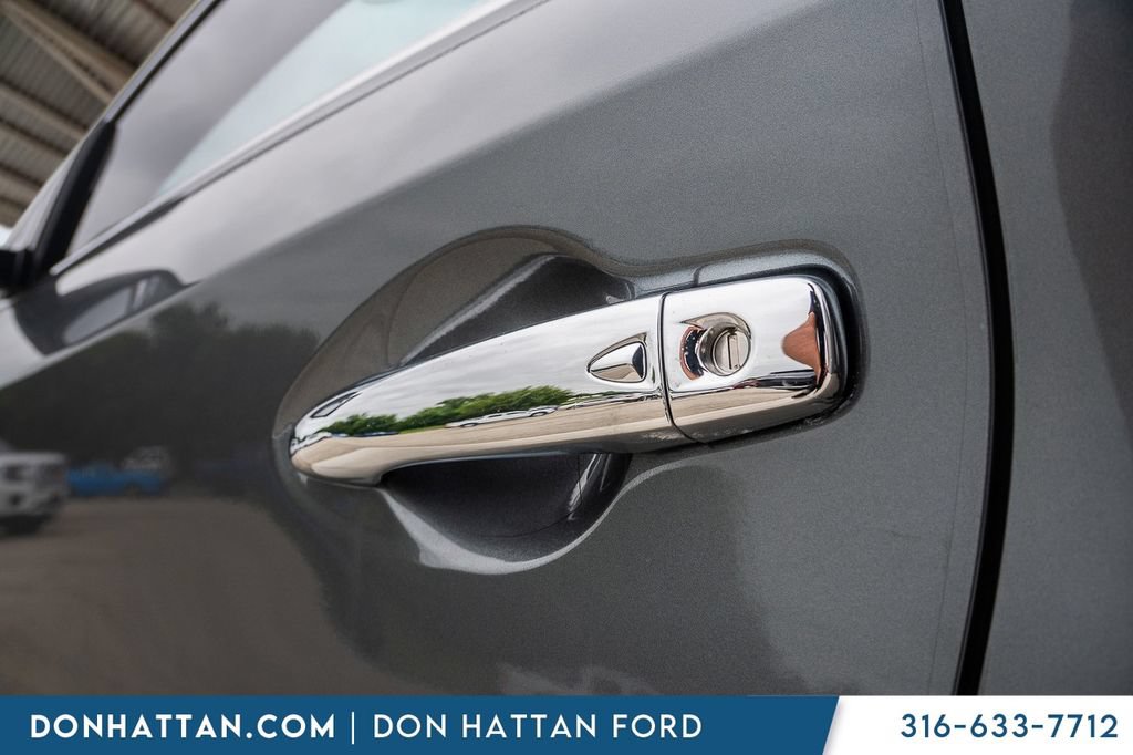 Used 2020 Nissan Murano Platinum w/ Cargo Package FWD image 37