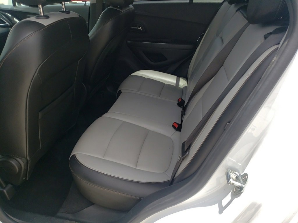 Used 2020 Chevrolet Trax Premier image 12