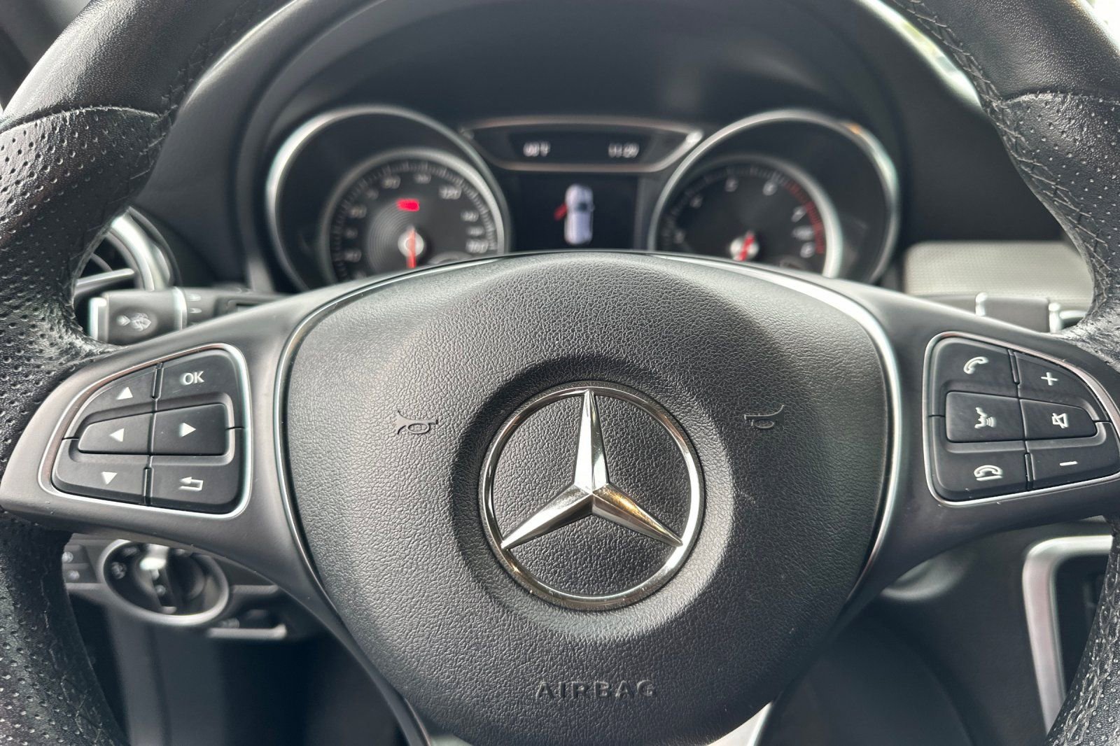 Used 2019 Mercedes-Benz GLA 250 image 25