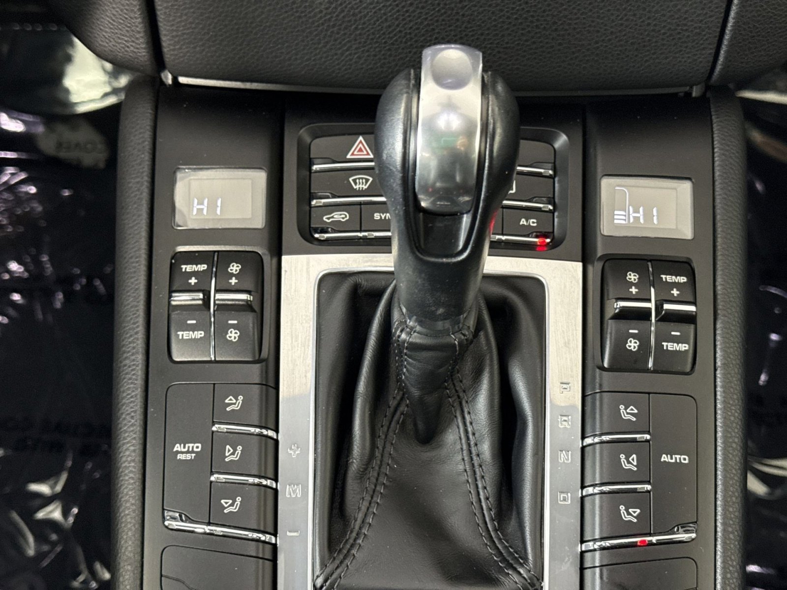 Used 2018 Porsche Macan Sport Edition image 22