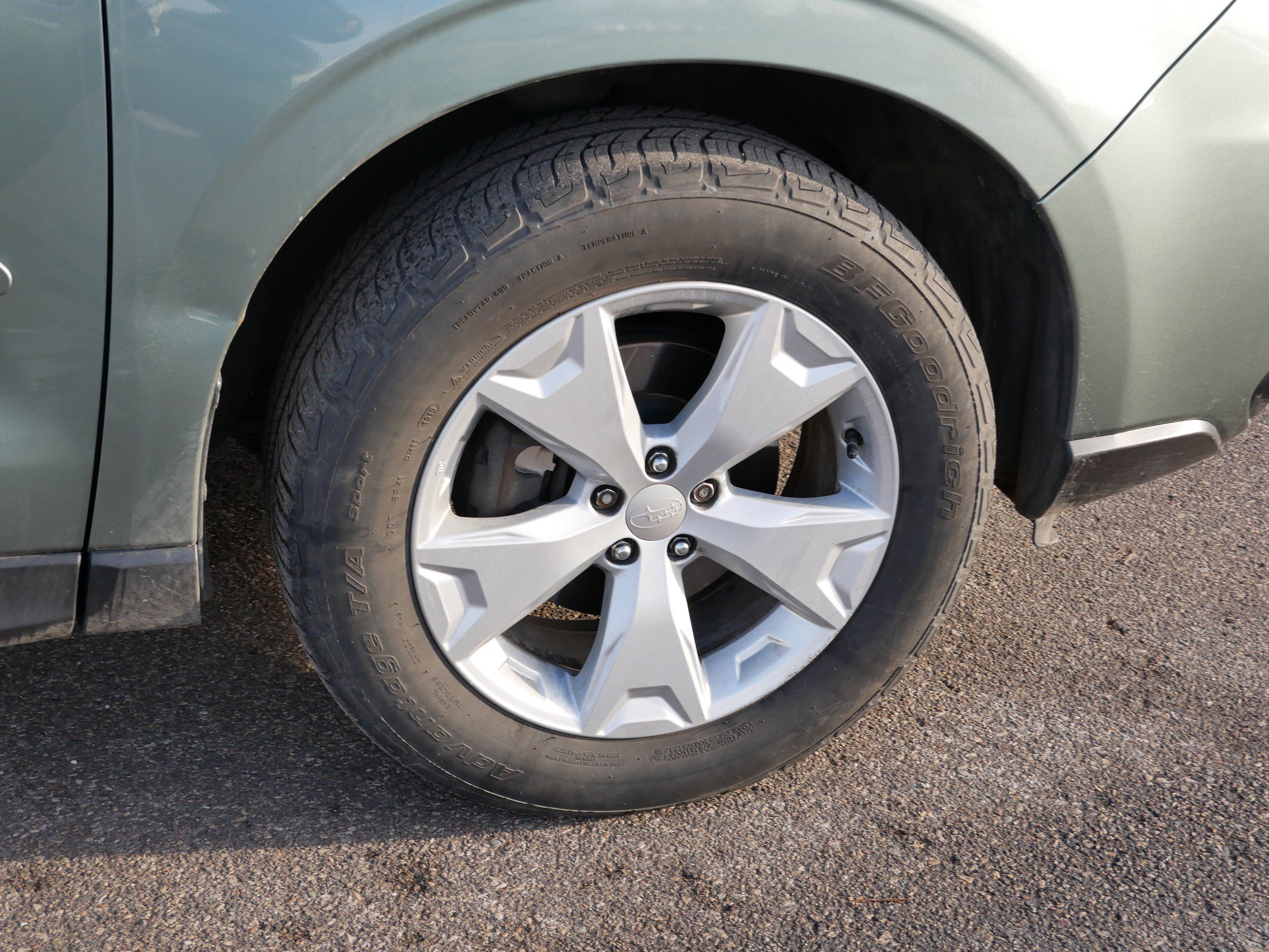 Used 2015 Subaru Forester 2.5i Limited image 15