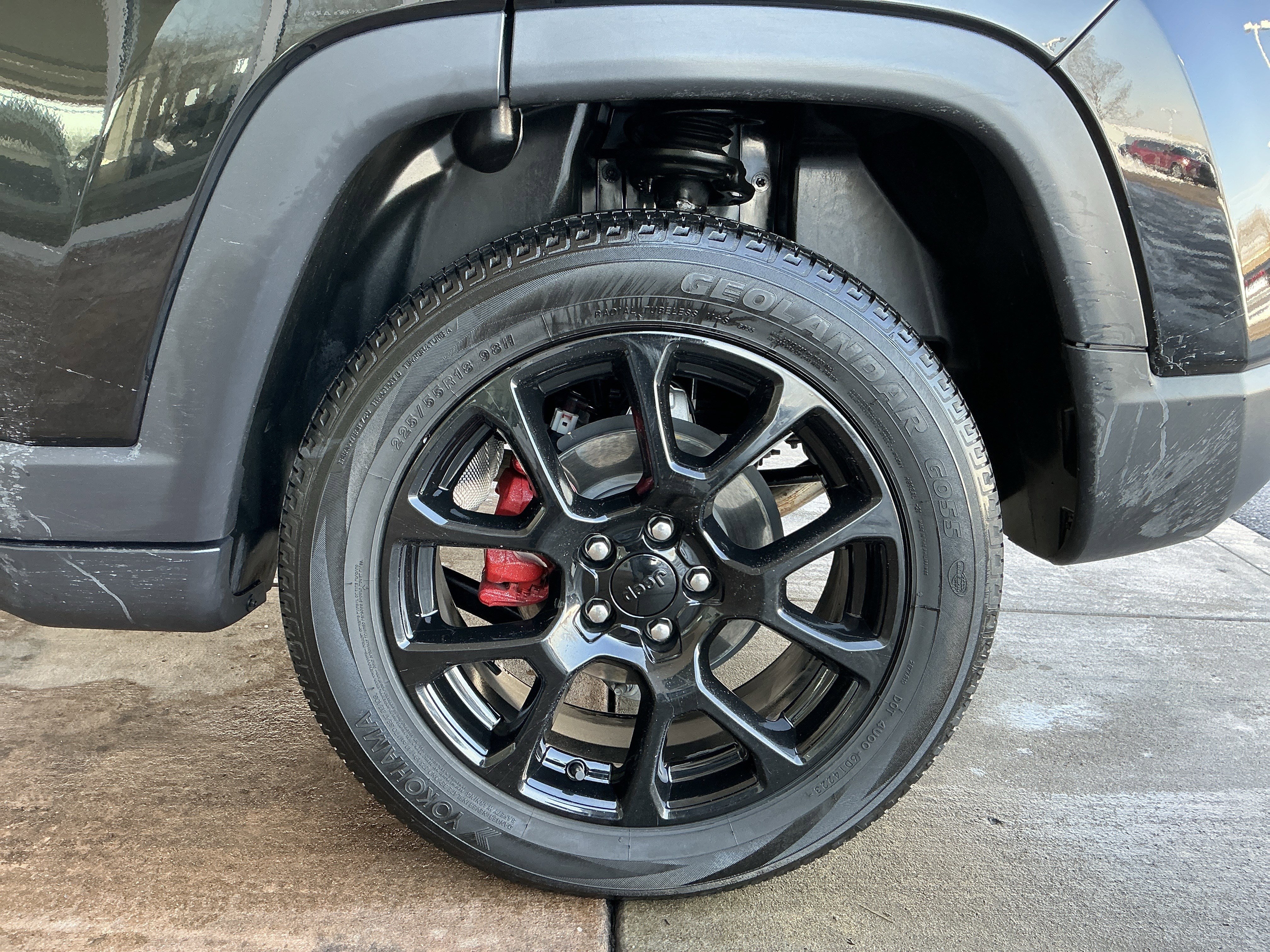 Used 2024 Jeep Compass Latitude image 27