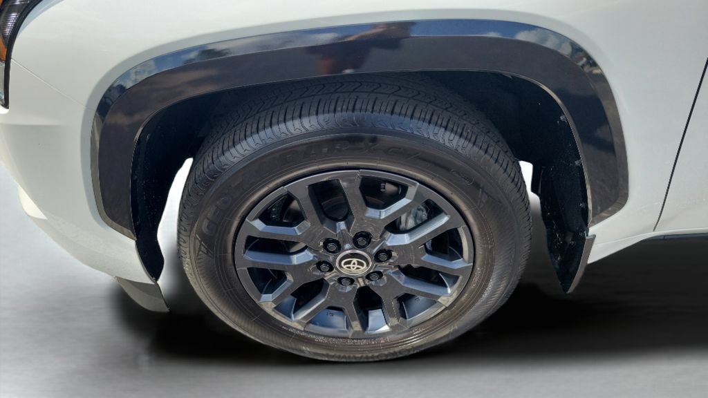 Used 2025 Toyota Sequoia Platinum AWD/4WD image 10