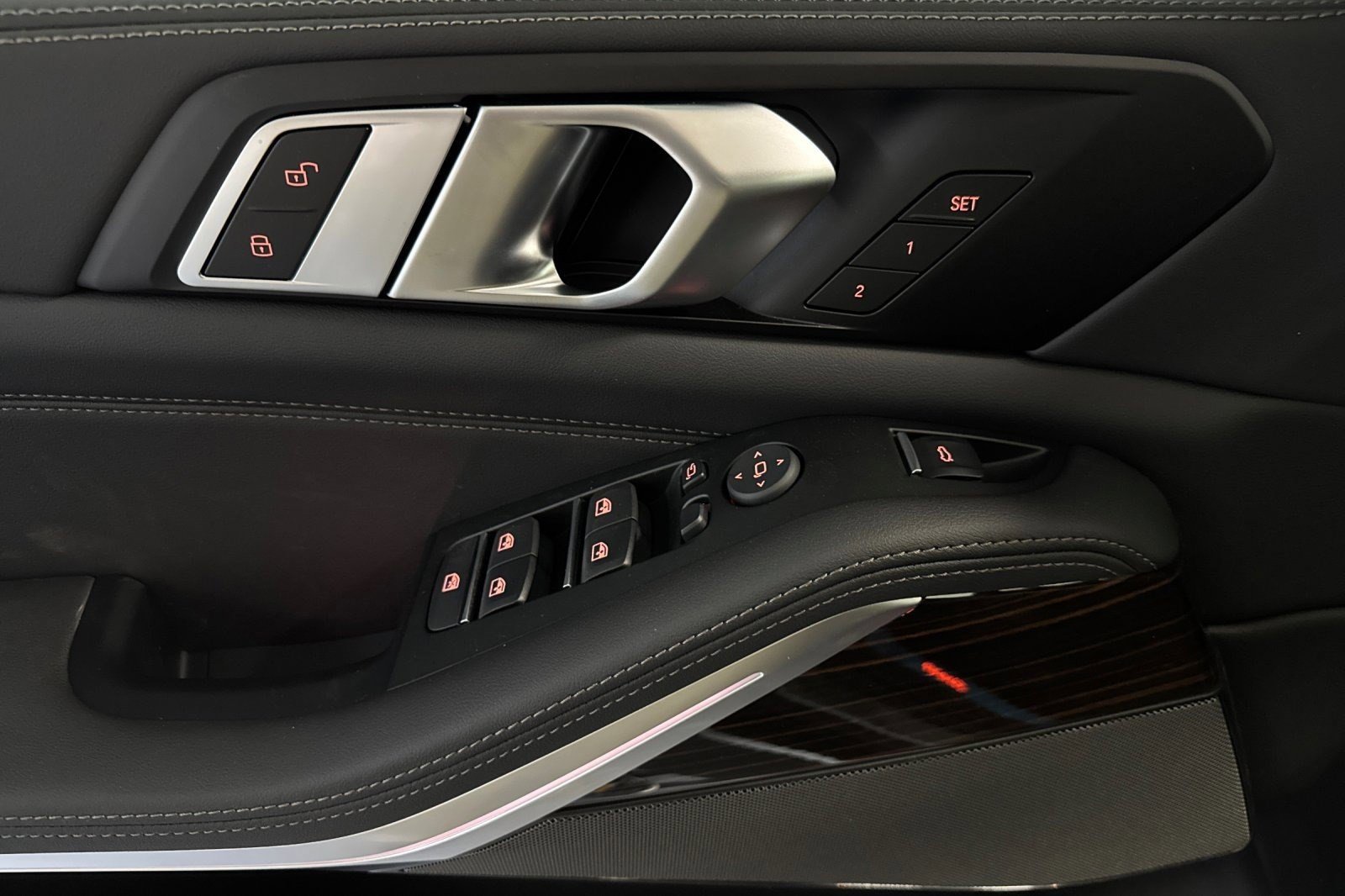 Used 2026 BMW X5 sDrive40i RWD image 13