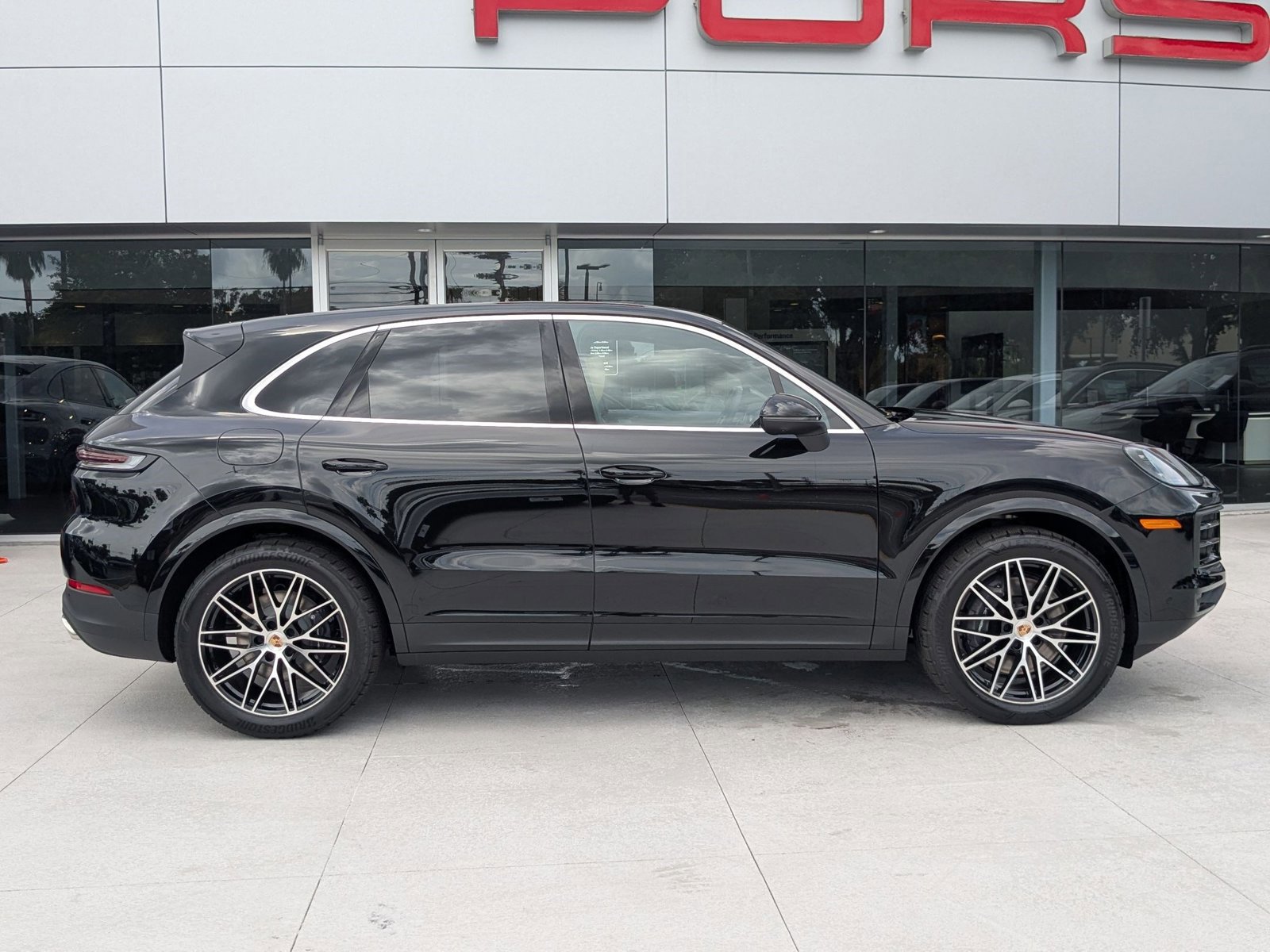 New 2026 Porsche Cayenne image 8