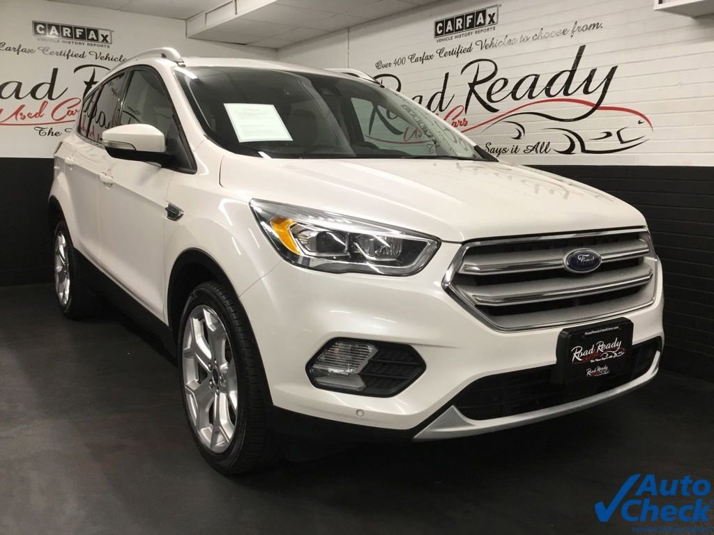 Used 2019 Ford Escape Titanium image 3