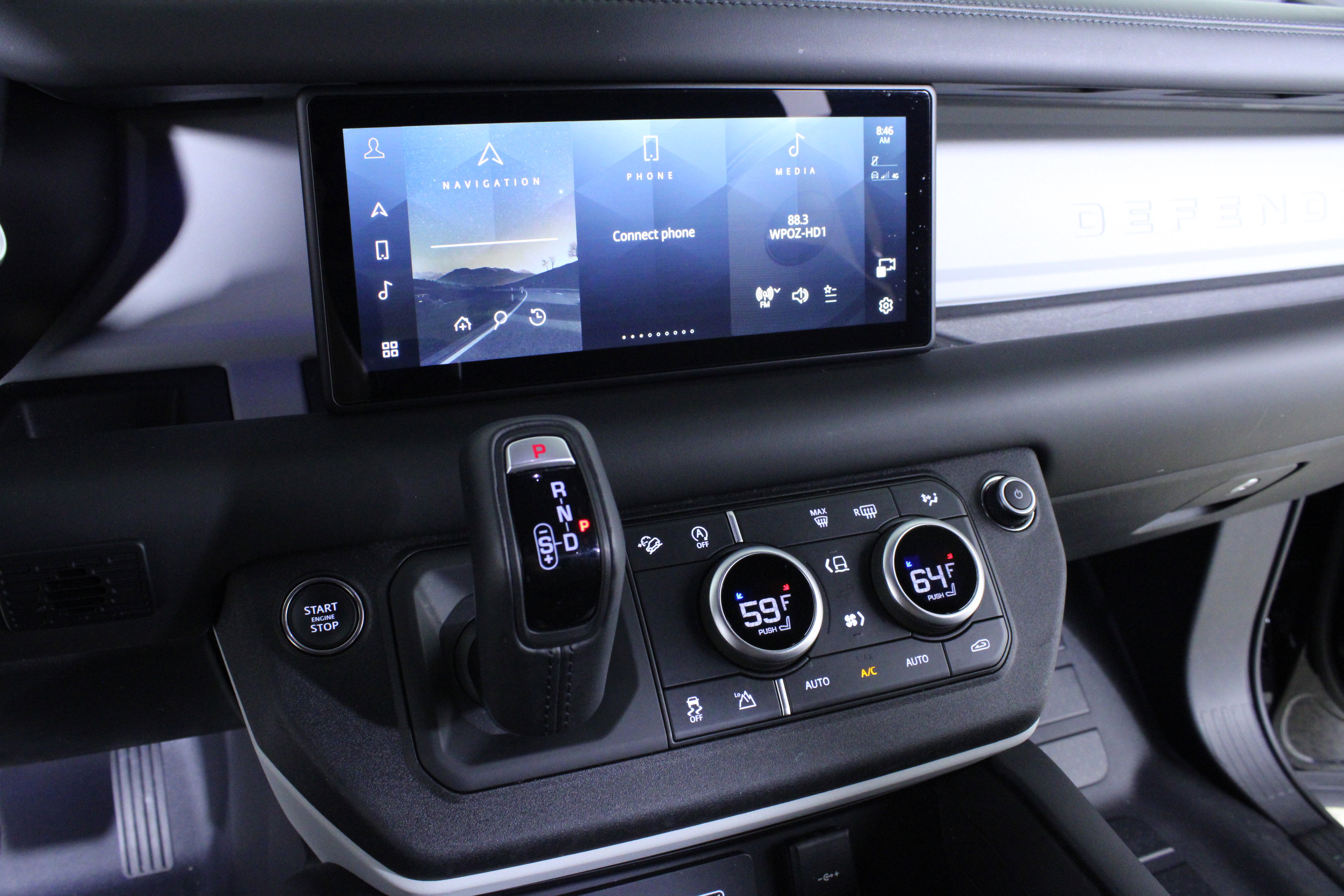 Used 2024 Land Rover Defender 110 S image 25