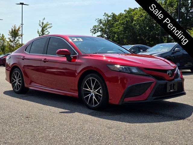 Used 2023 Toyota Camry SE FWD image 7