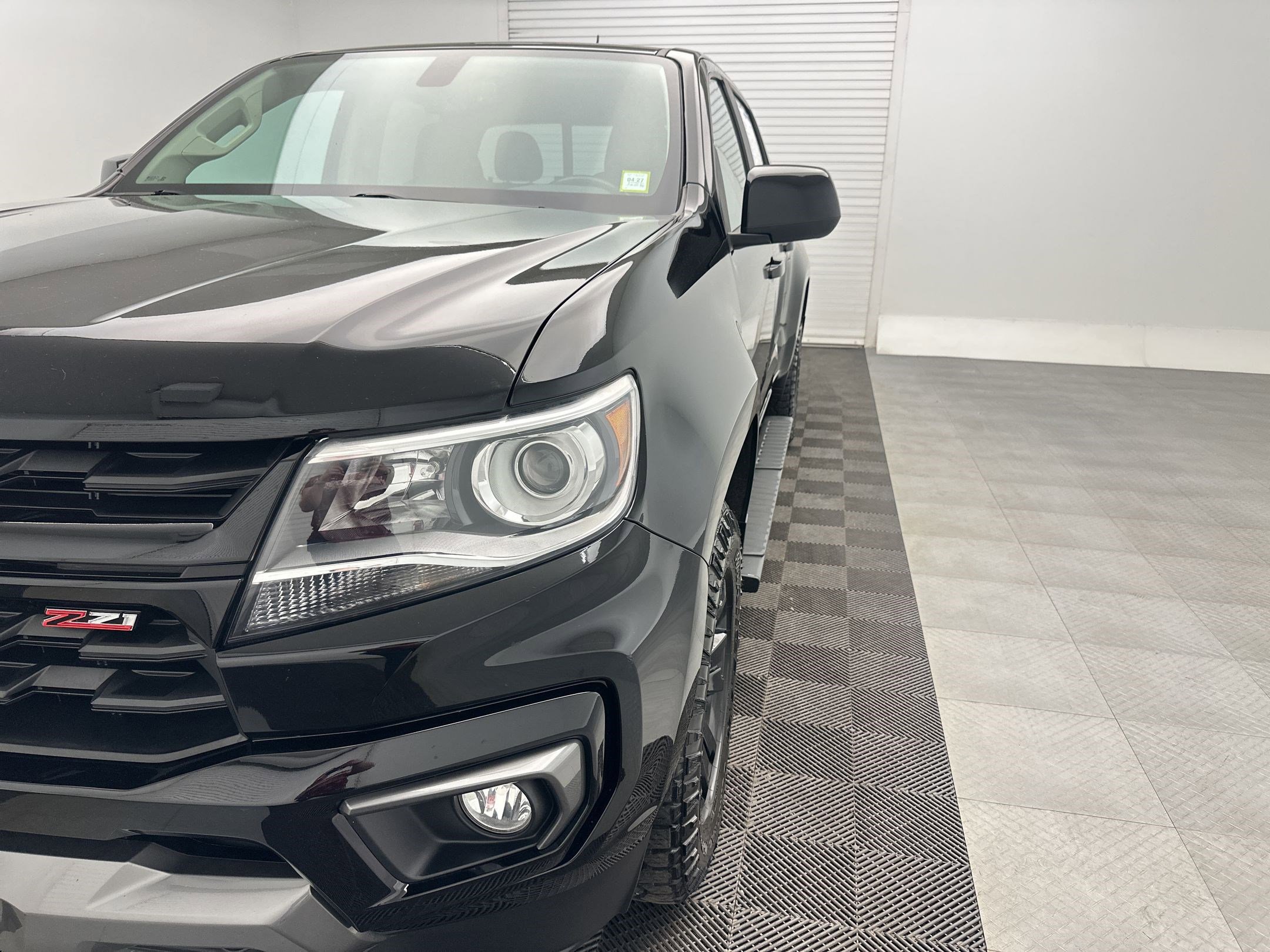 Certified 2022 Chevrolet Colorado Z71 w/ Z71 Midnight Edition AWD/4WD image 20