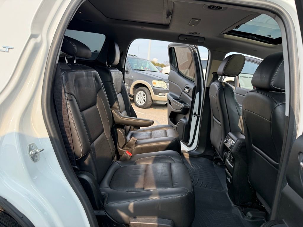 Used 2018 GMC Acadia SLT w/ LPO, Floor Liner Package image 21